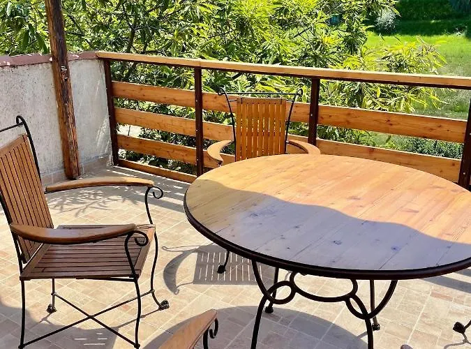 Olive Grove דירה